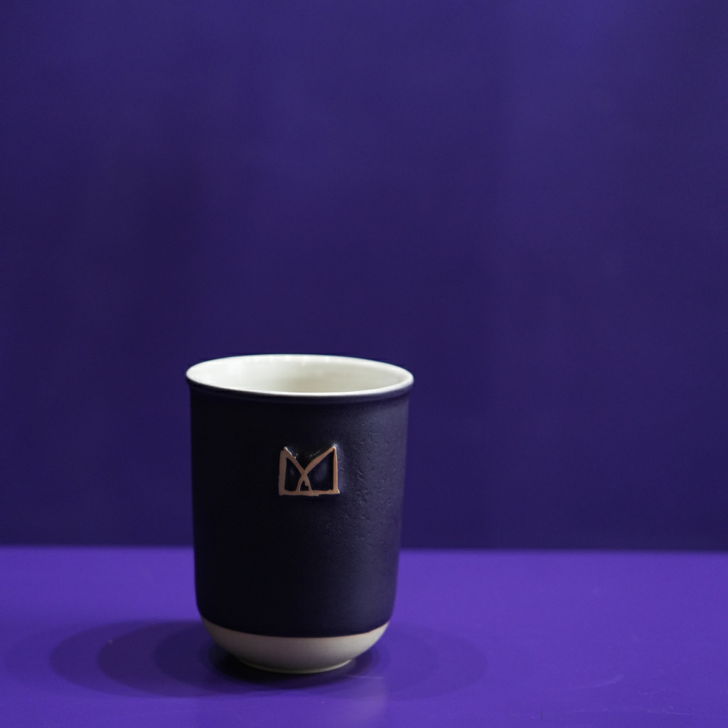 Яблоко и кофе