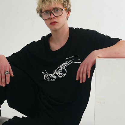 Контркультурная футболка